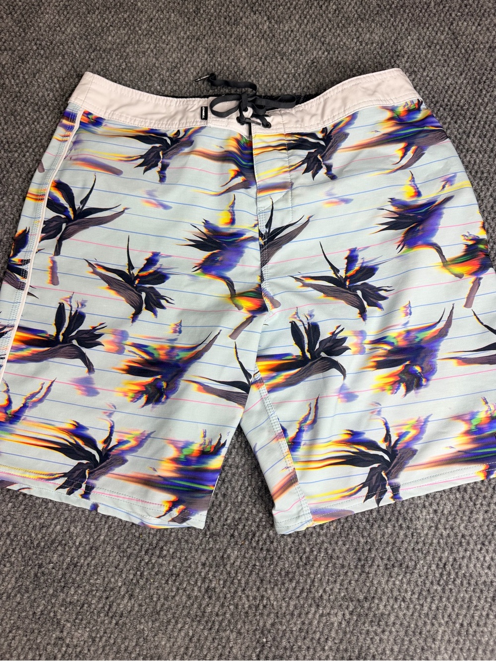 O’Neill Men’s Hyperfreak Board Shorts Size 32 Blue Holographic Floral Swim